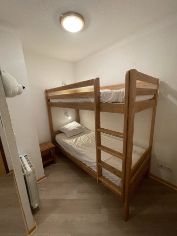 Lit cabine 2 lits en 90 de large et bons matelas