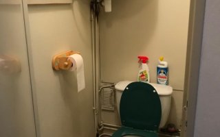 Toilettes séparées